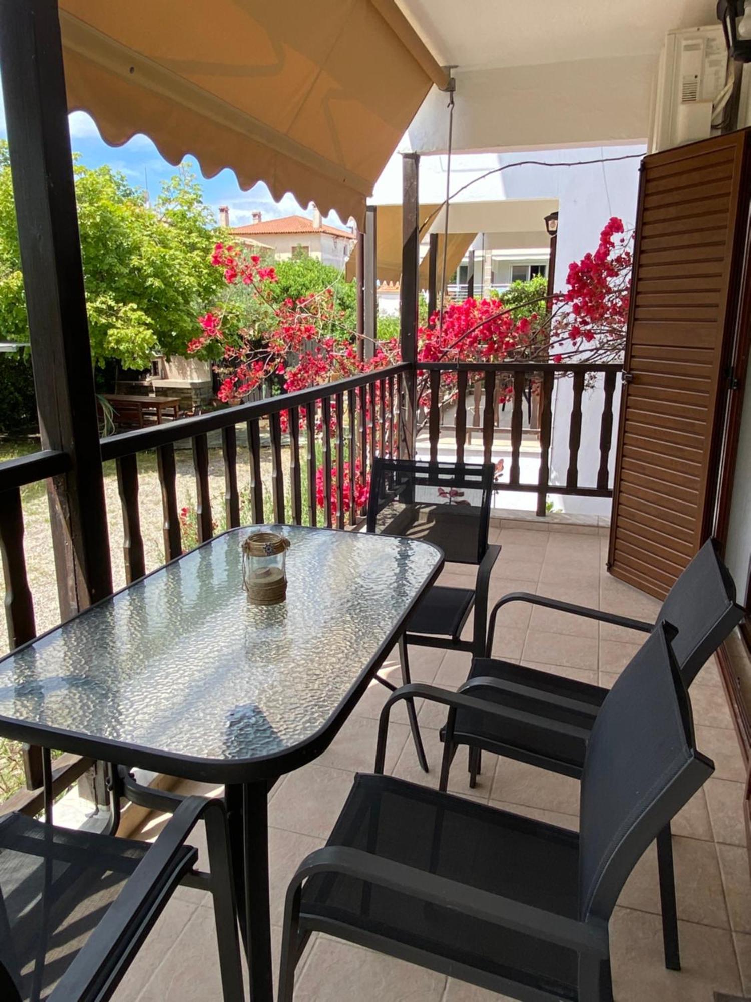 Georgoudi Apartments Nikiti  Luaran gambar