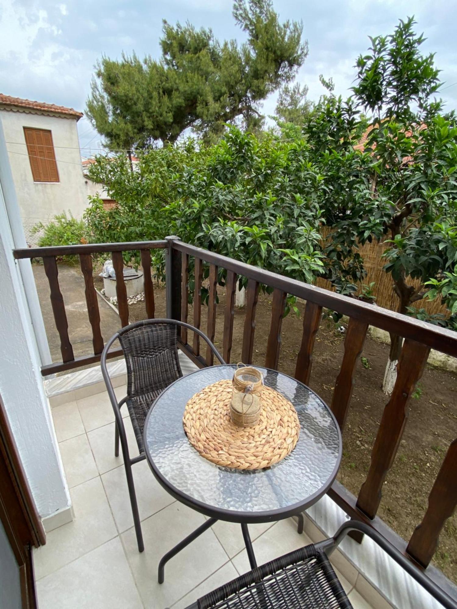 Georgoudi Apartments Nikiti  Luaran gambar