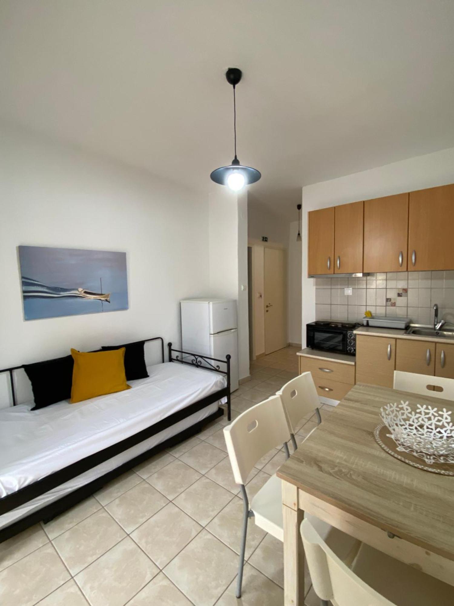 Georgoudi Apartments Nikiti  Luaran gambar