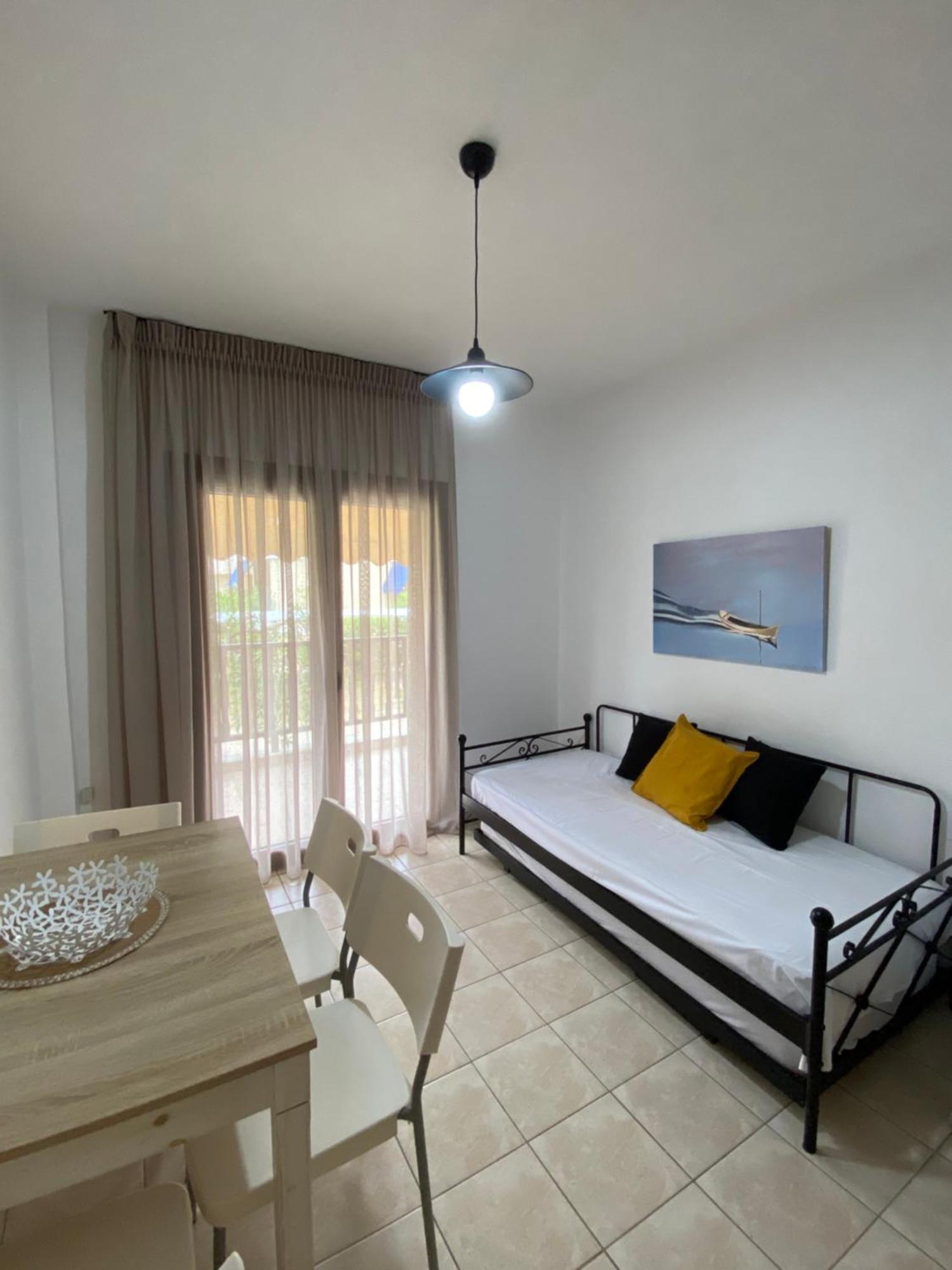 Georgoudi Apartments Nikiti  Luaran gambar